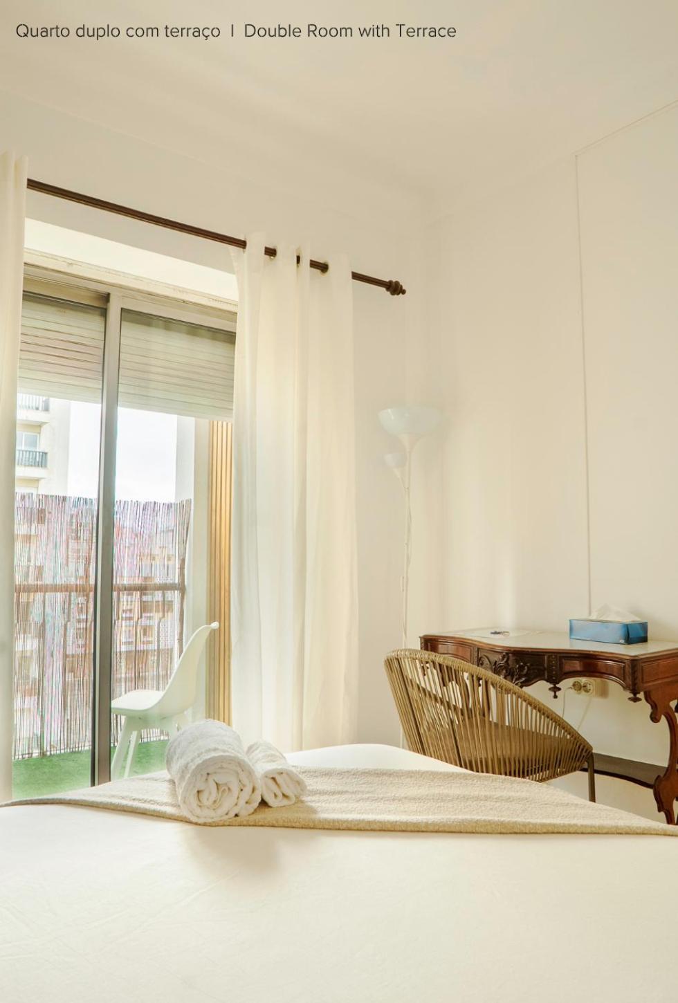 Soar Home I Urban Nest - Near Airport & Green Park Лиссабон Экстерьер фото